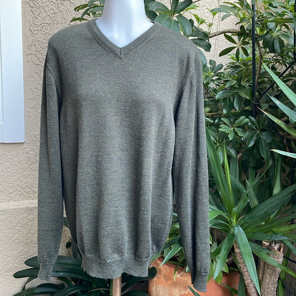 Dark olive green Alfani wool knitted sweater